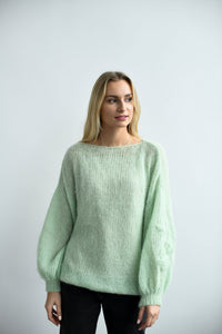 HANDMADE GREEN FLORAL MOHAIR SWEATER WITH PUFFY SLEAVES