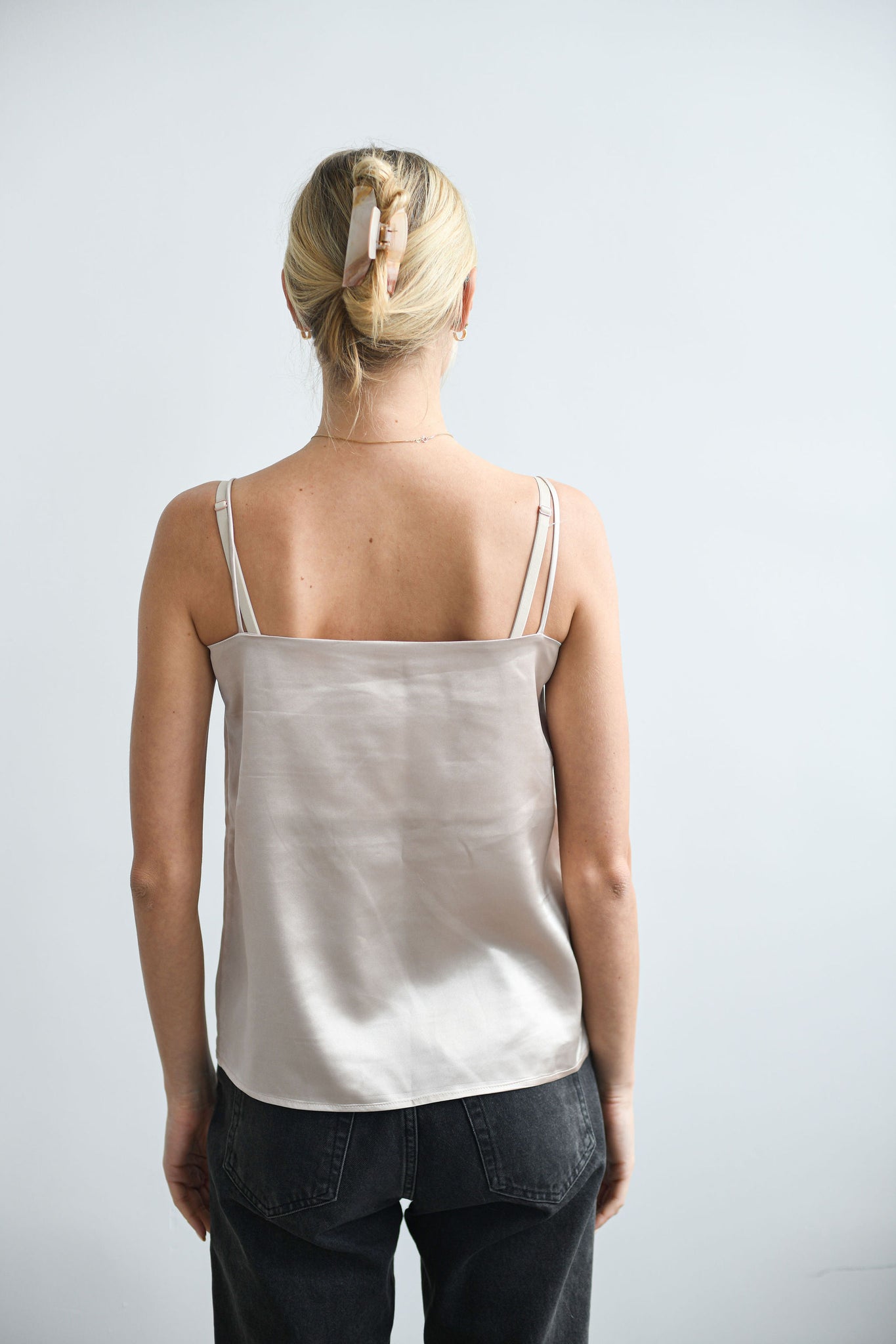 NUDE WOMEN'S CAMISOLE TANK TOP