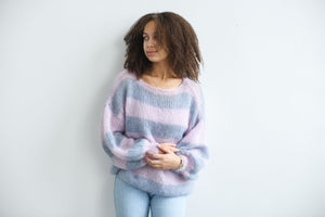 HAND KNITTED WOMEN'S PUFFY SLEAVE MOHAIR SWEATER