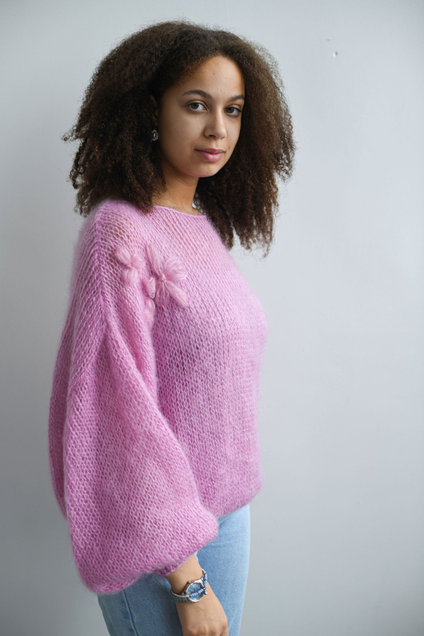 HAND KNITTED WOMEN'S PUFFY SLEAVE MOHAIR SWEATER