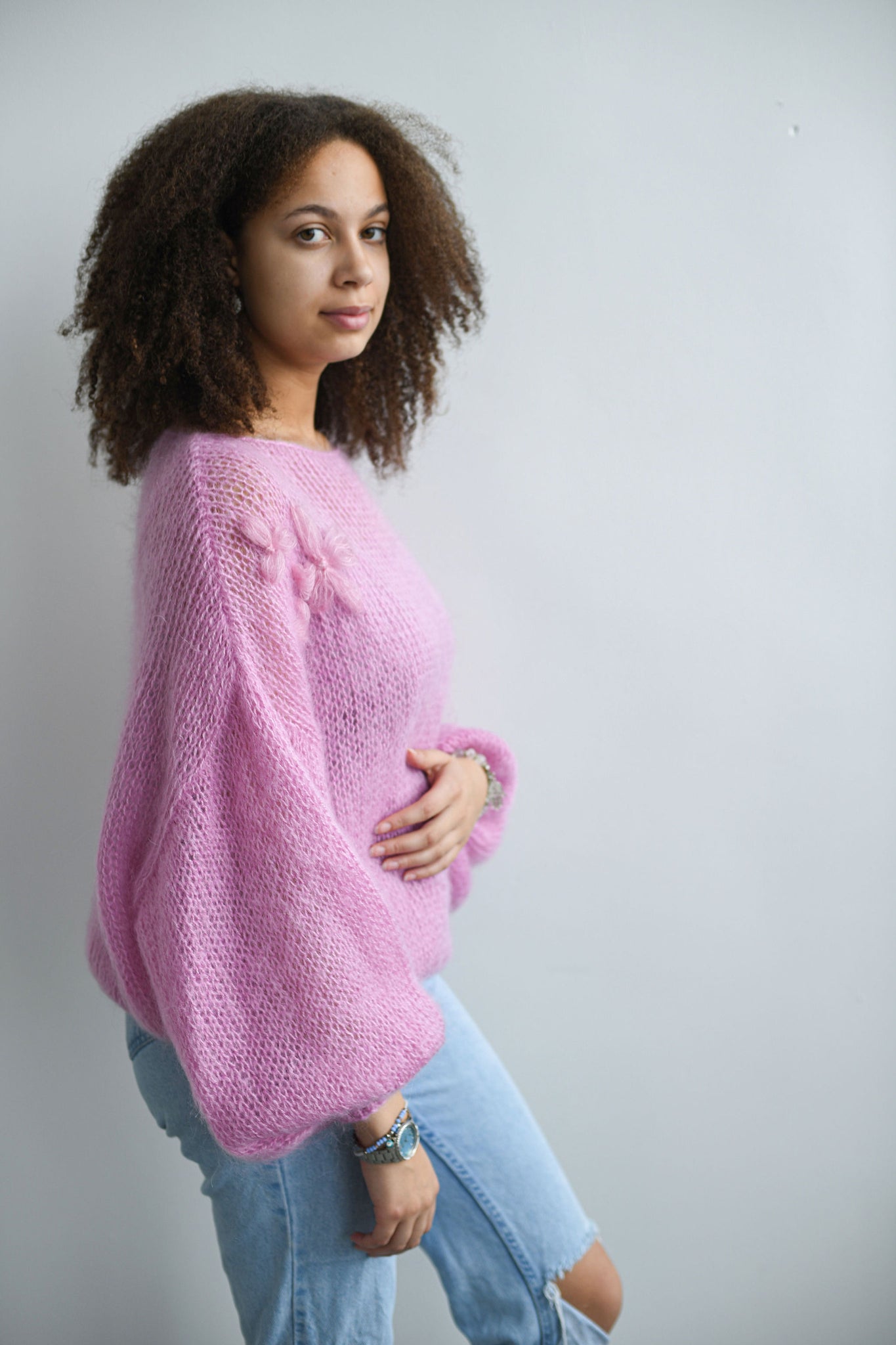 HAND KNITTED WOMEN'S PUFFY SLEAVE MOHAIR SWEATER