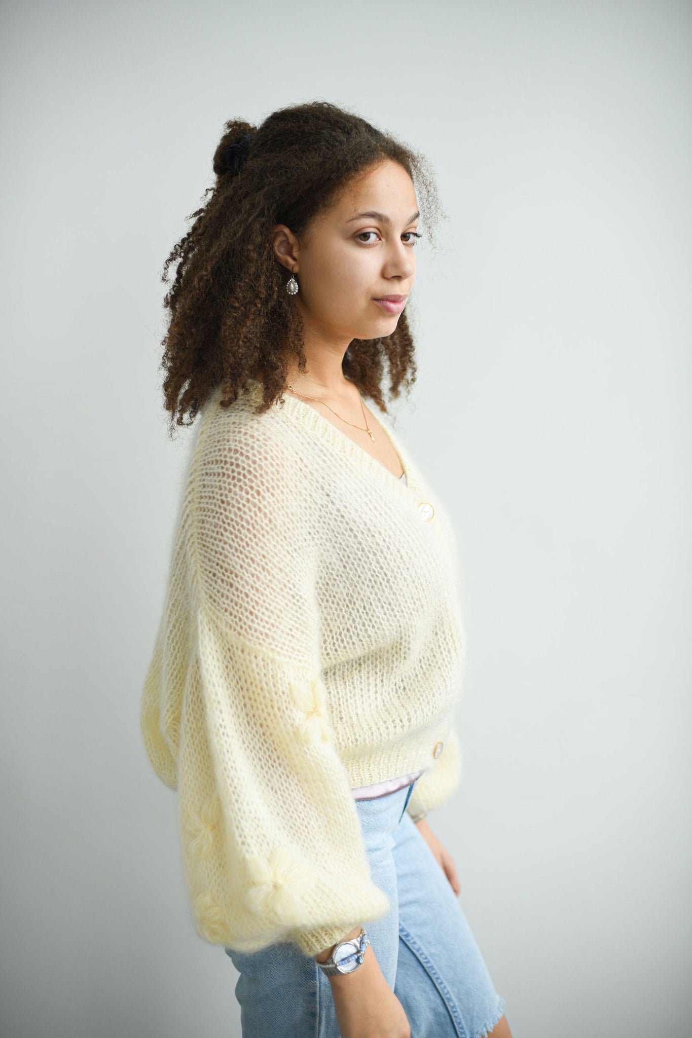 HAND KNITTED YELLOWISH OFF-WHITE MOHAIR CARDIGAN SWEATER