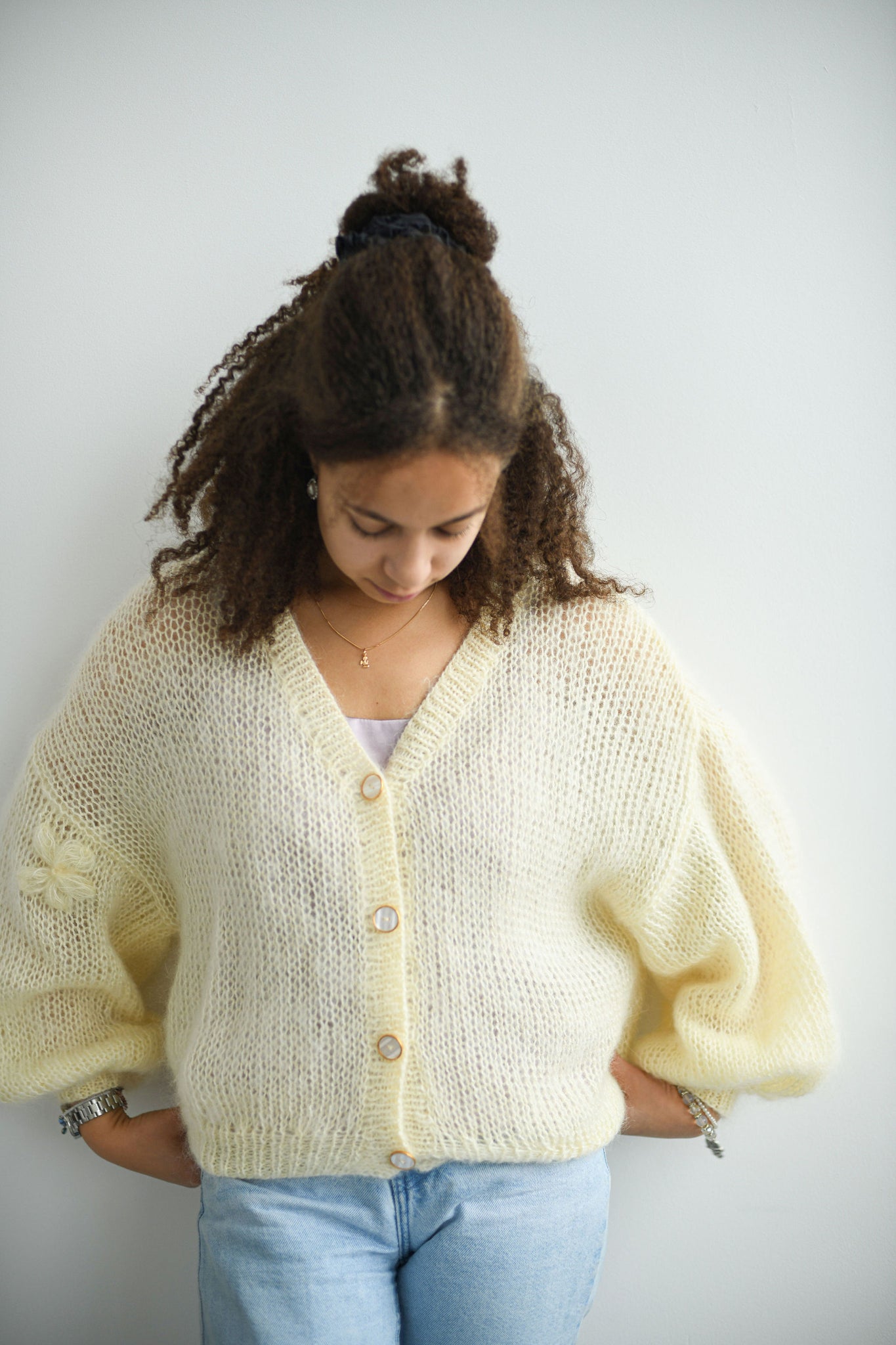 HAND KNITTED YELLOWISH OFF-WHITE MOHAIR CARDIGAN SWEATER