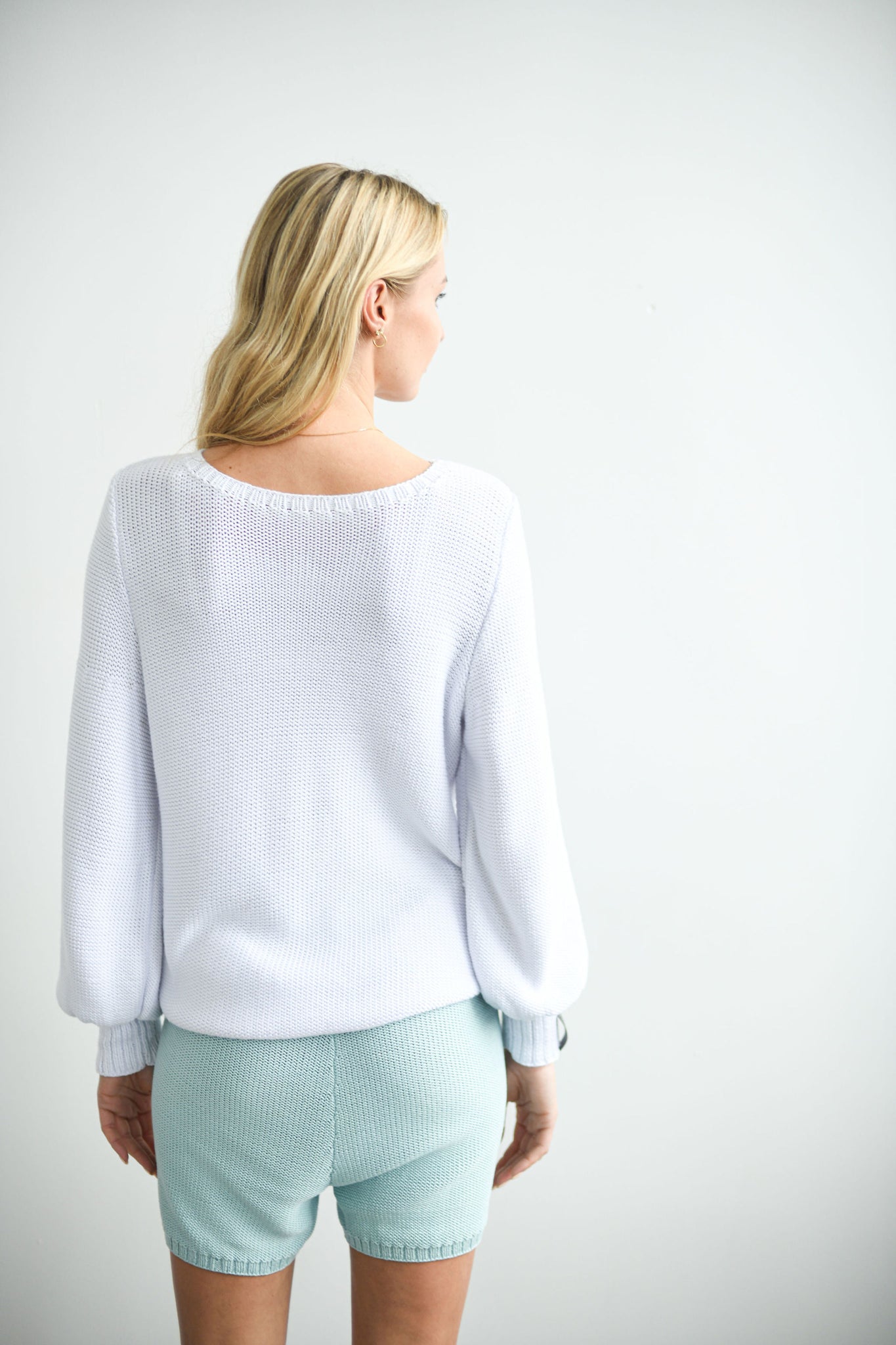 HAND KNITTED WHITE BAMBOO SWEATER