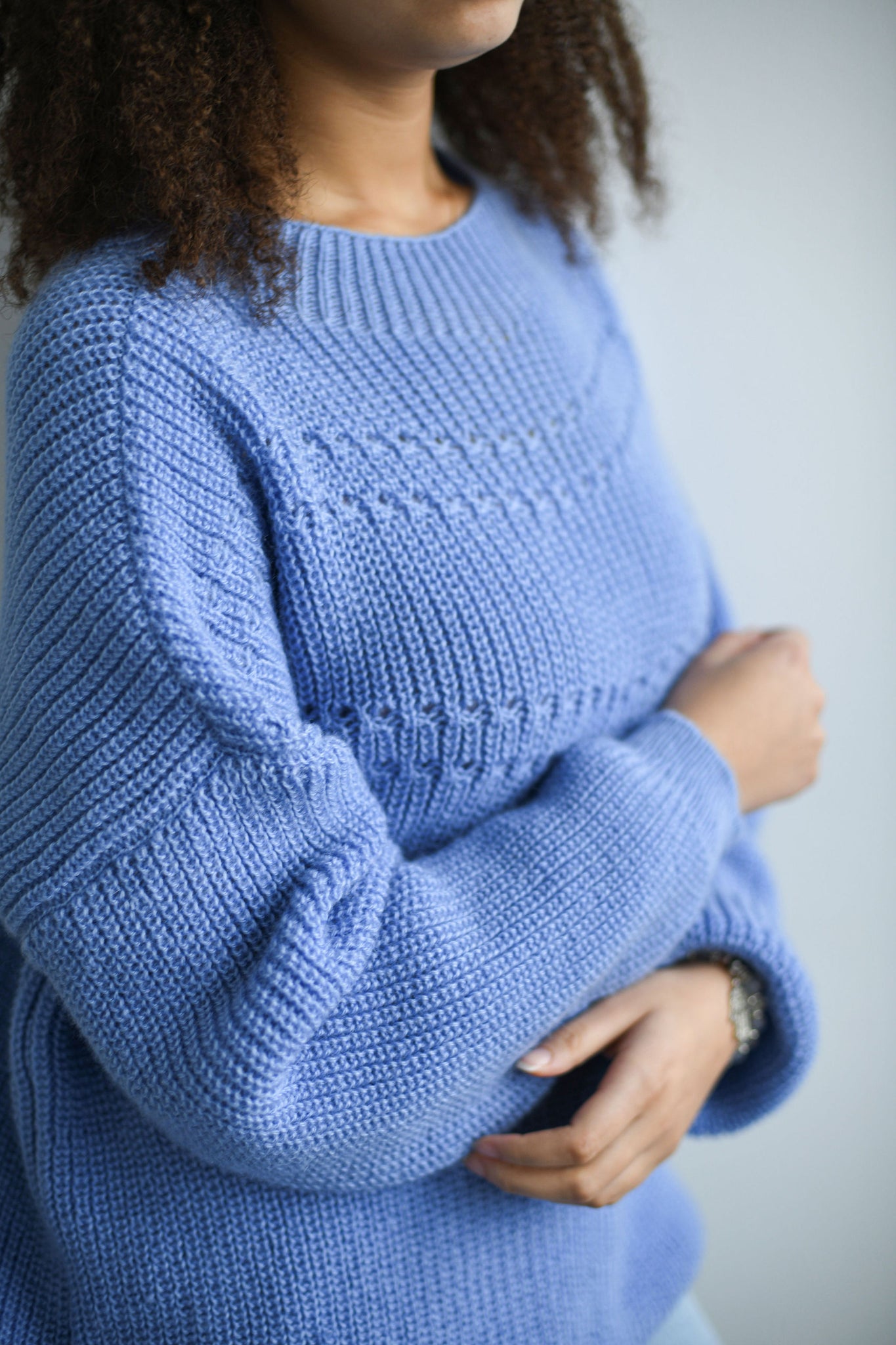 HAND KNITTED OVERSIZED BLUE WOOL SWEATER