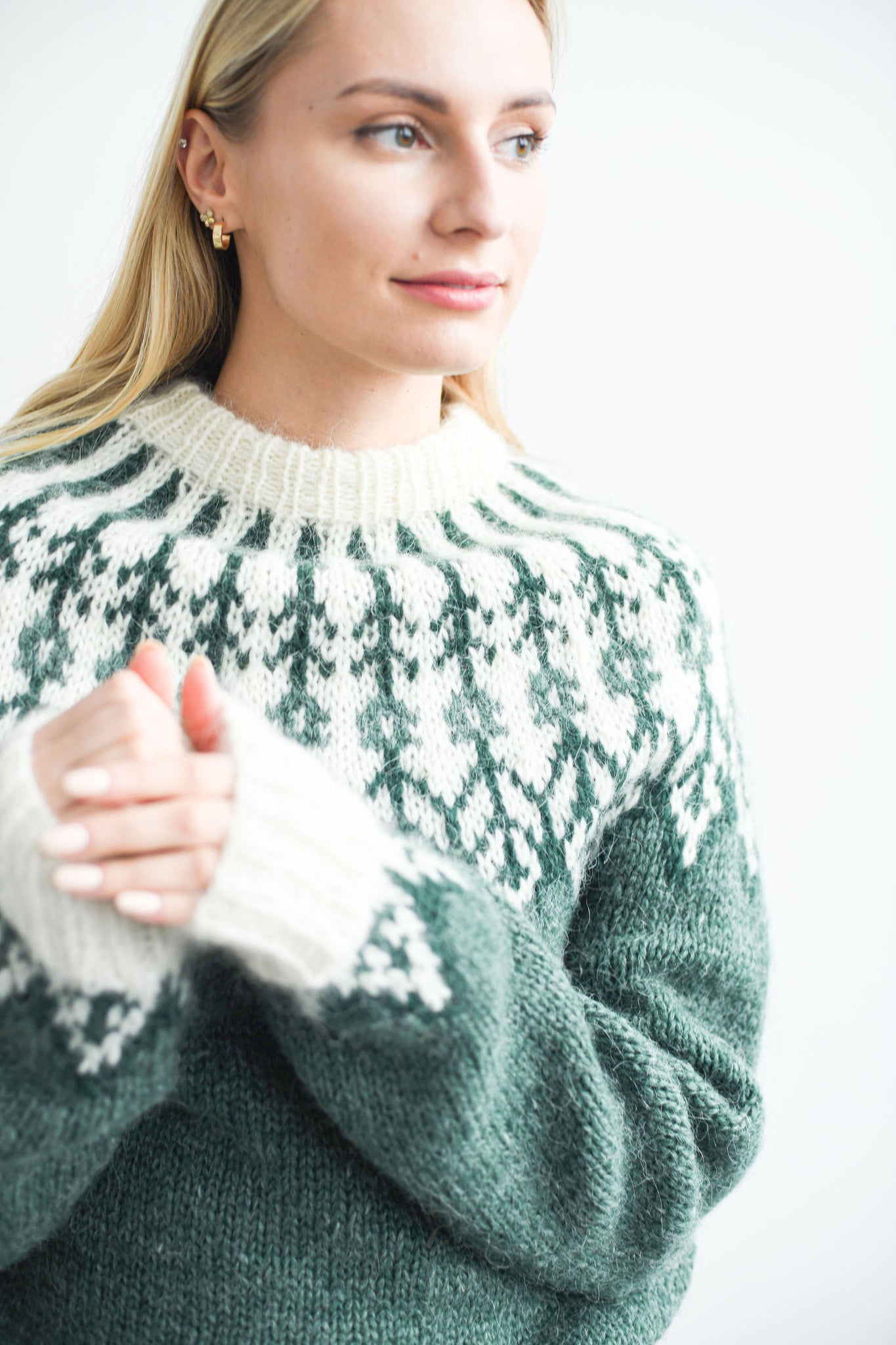 HANDMADE ICELANDIC SWEATER.