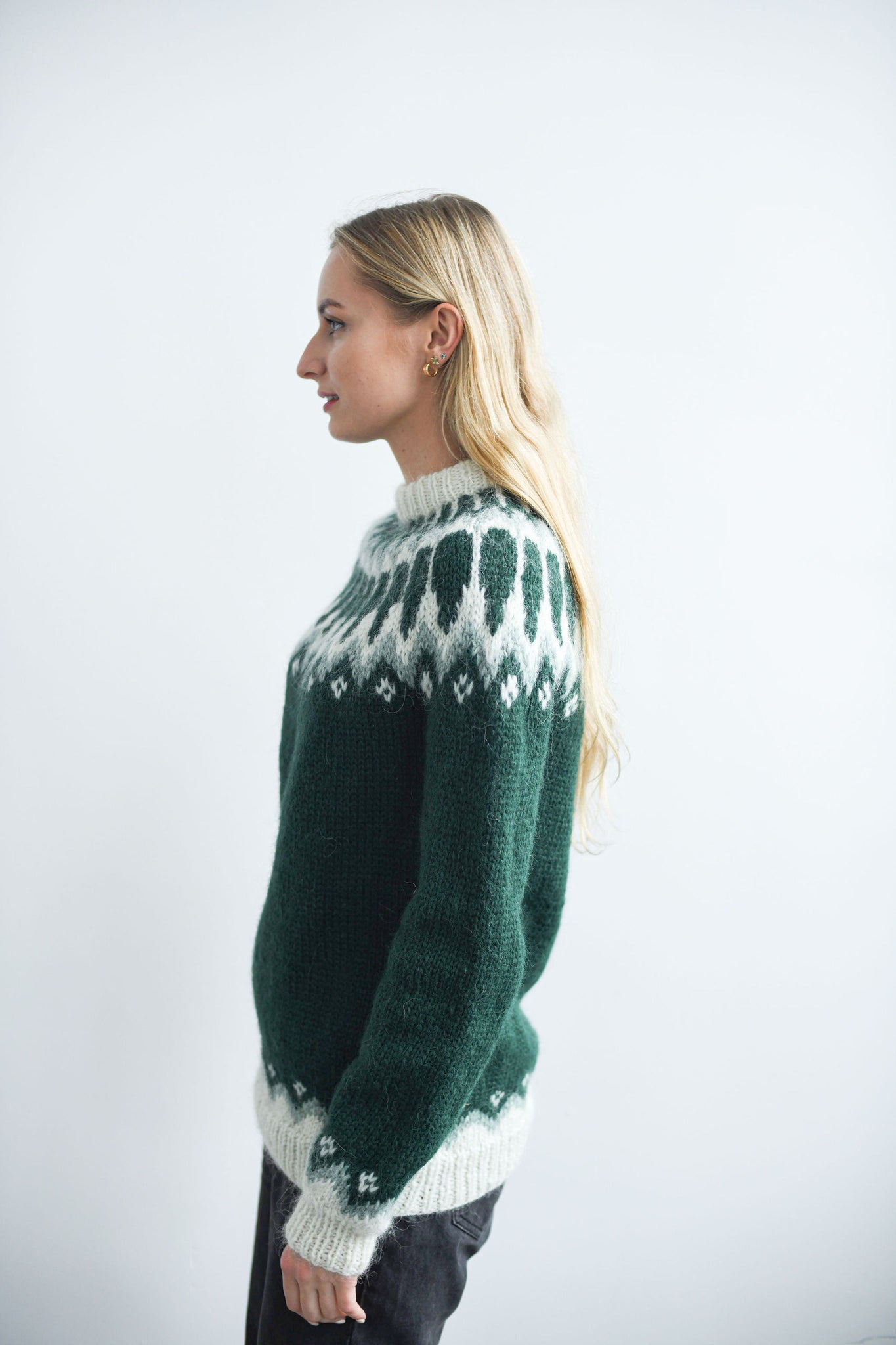 HANDMADE ICELANDIC SWEATER