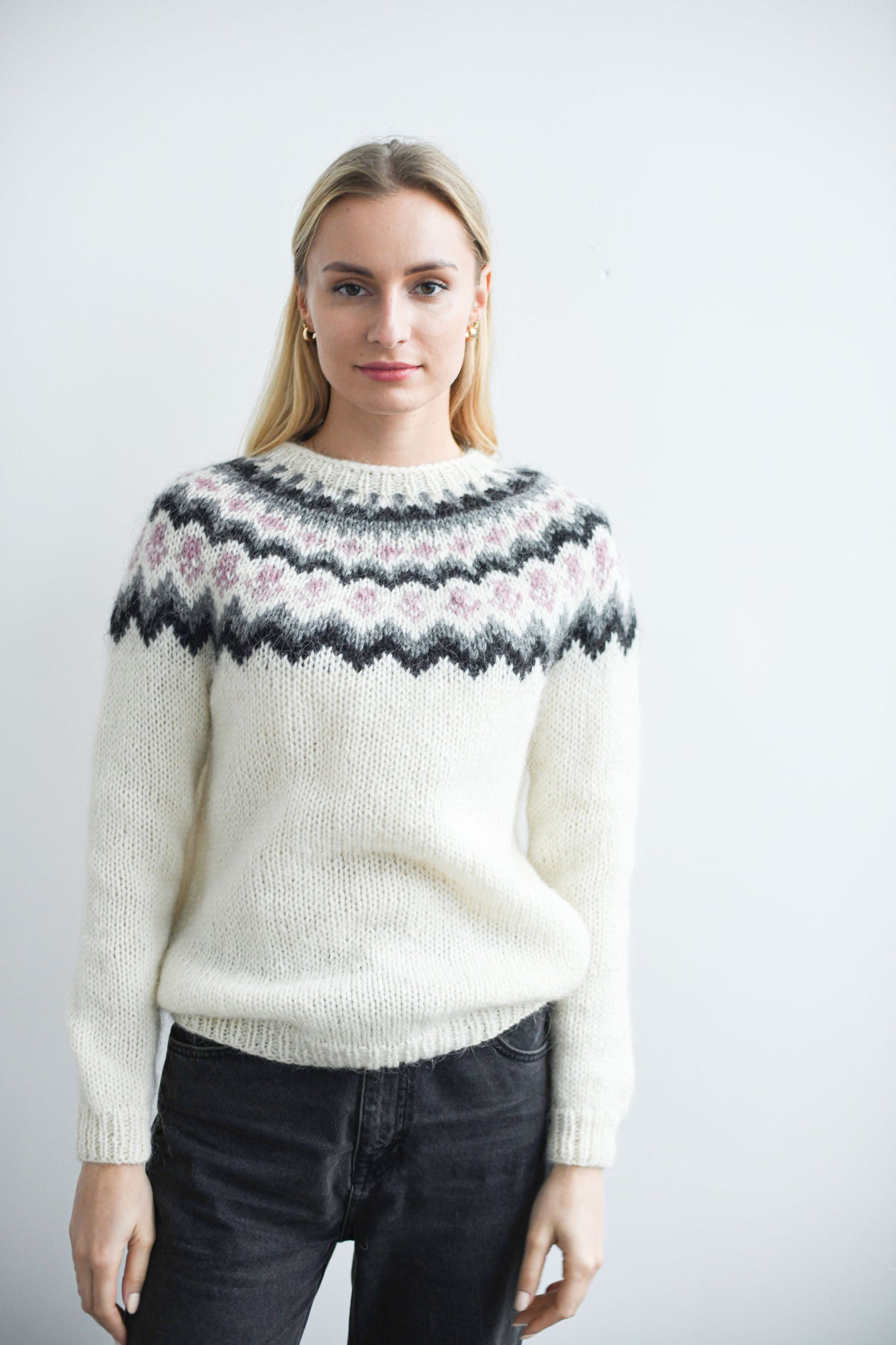 HANDMADE ICELANDIC SWEATER