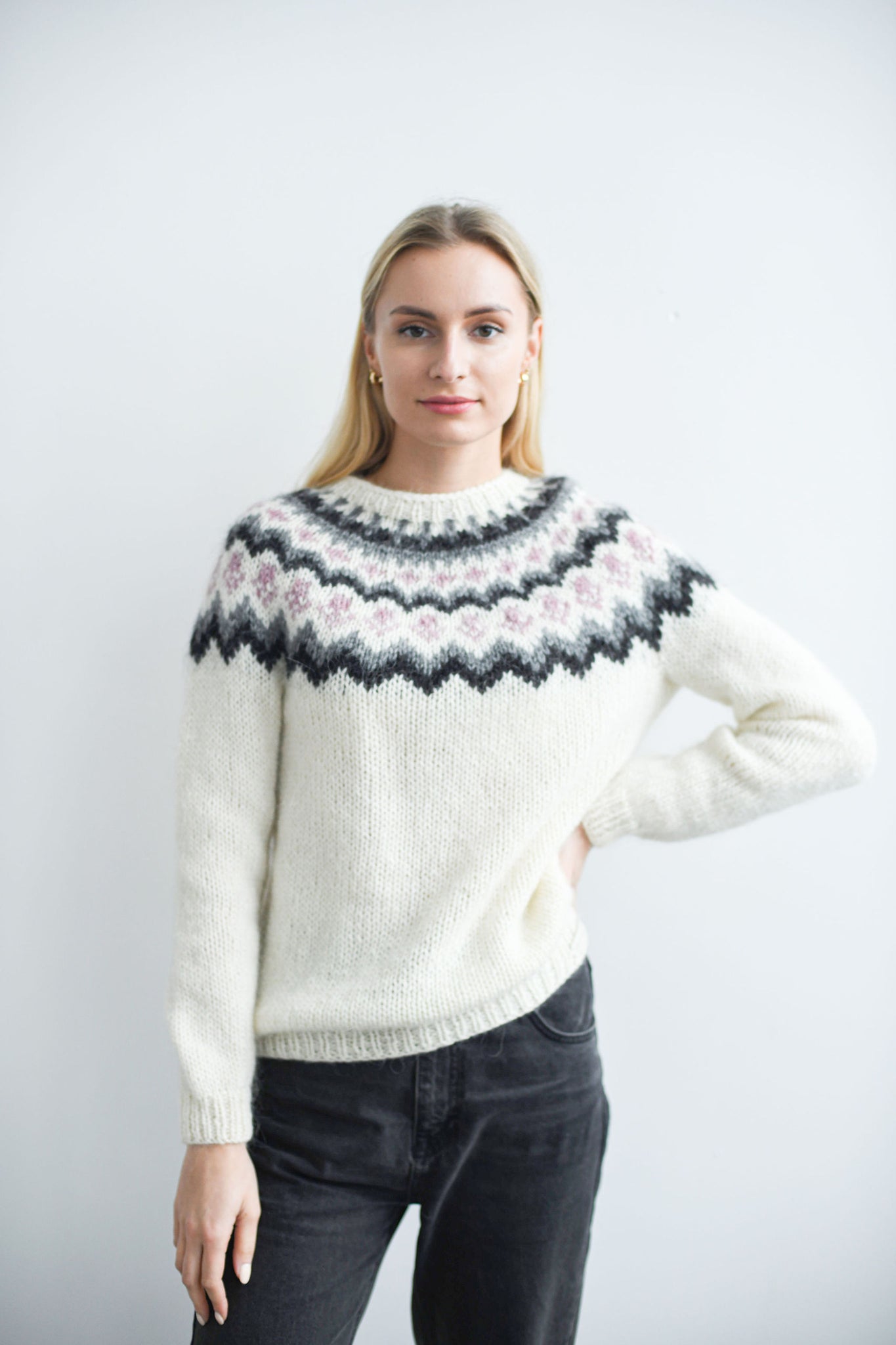 HANDMADE ICELANDIC SWEATER