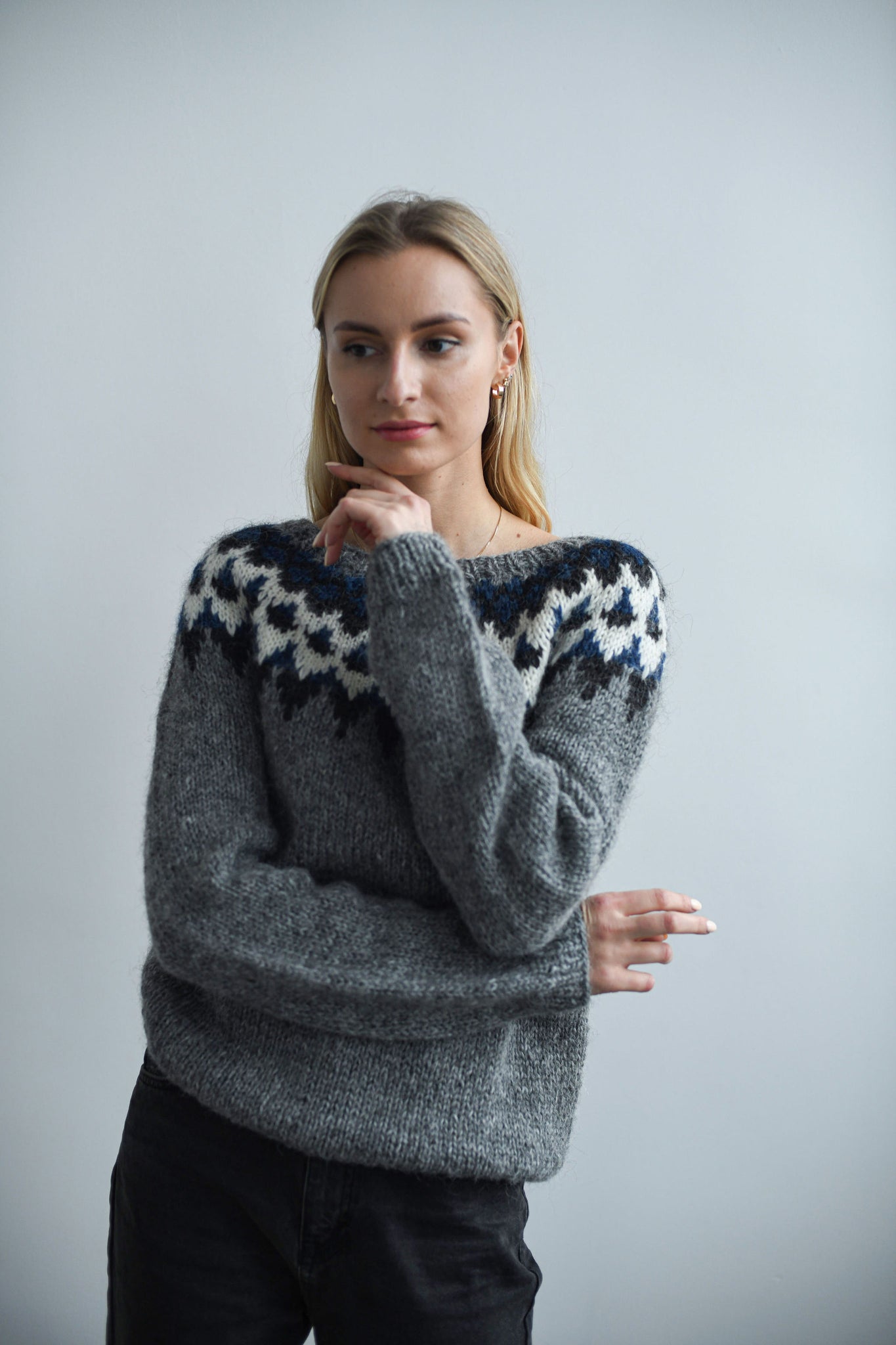 HANDMADE ICELANDIC SWEATER